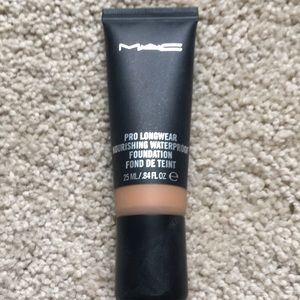 Mac prolongwear waterproof foundation in NC42